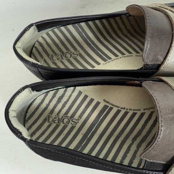 Taos Upward Loafer Women's 10 Black Brown Leather Slip-On Low Top Comfort - Picture 9 of 10